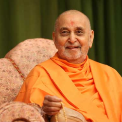 New Jersey Akshardham: Akshardham's Pramukhswami Maharaj gets 'Key to the Whistle' grant in America